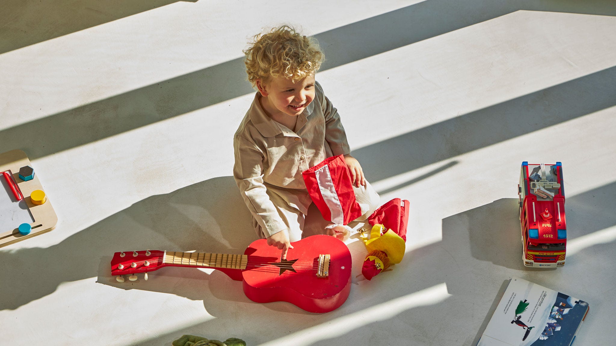 Stadsaanzicht met een groene omgeving