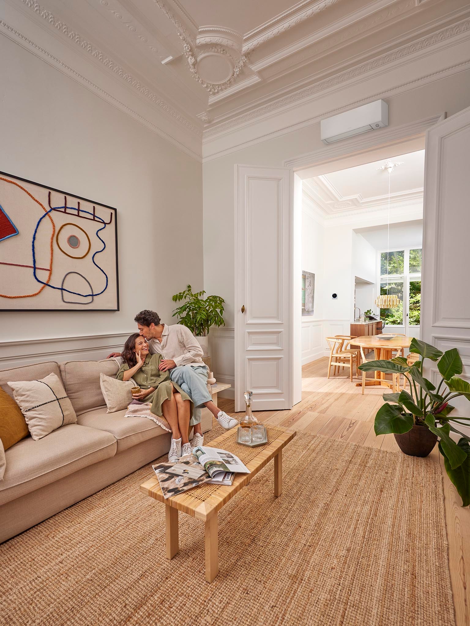 Stel dat binnen ontspant met een airconditioner met inverter voor optimaal comfort